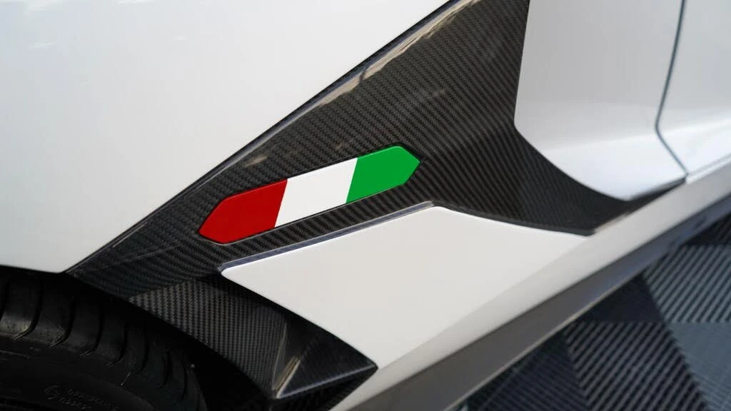 2014 Lamborghini Aventador LP700-4 - Image 25 of 31
