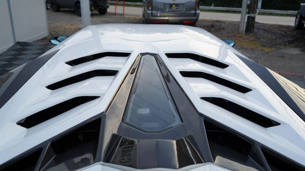 2014 Lamborghini Aventador LP700-4 - Image 15 of 31