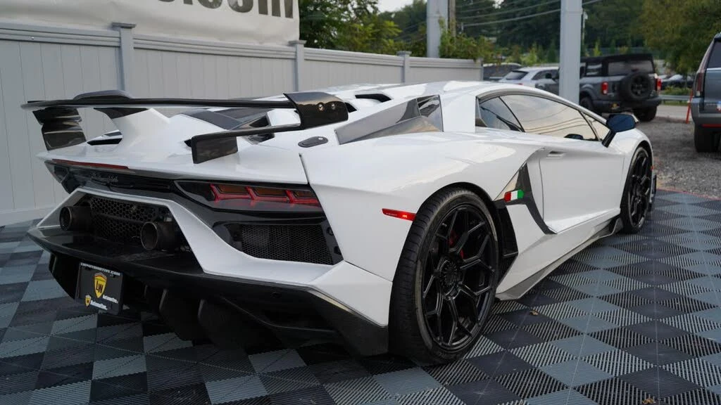 2014 Lamborghini Aventador LP700-4 - Image 11 of 31