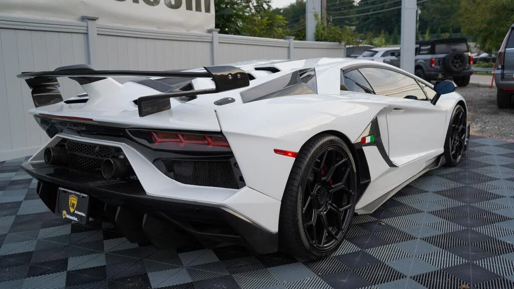 2014 Lamborghini Aventador LP700-4 - Image 10 of 31