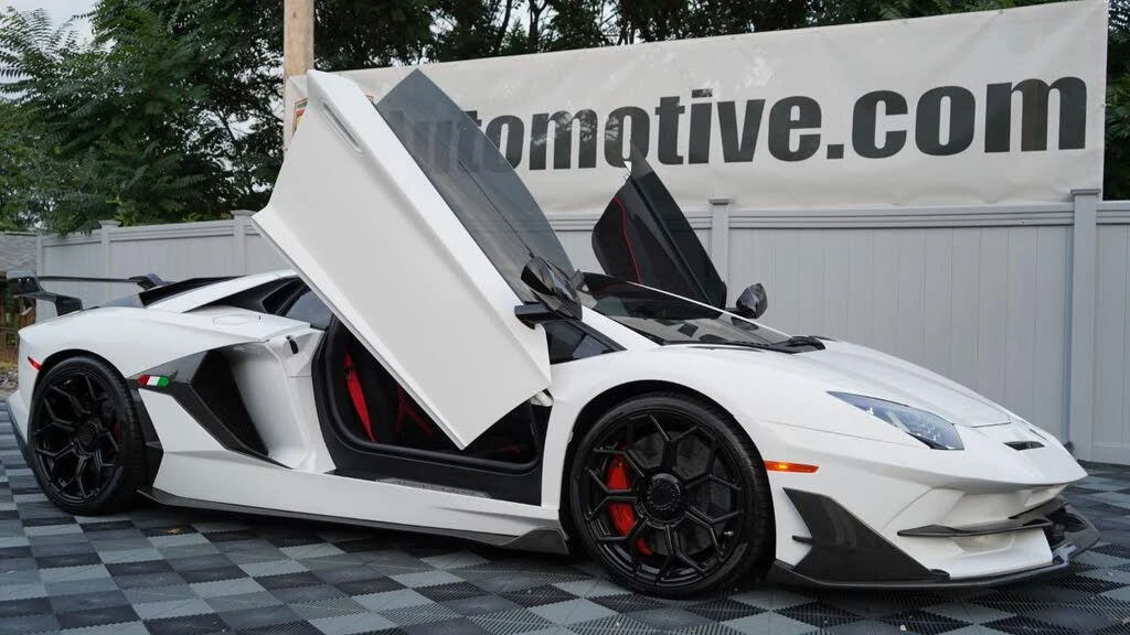 2014 Lamborghini Aventador LP700-4 - Image 3 of 31