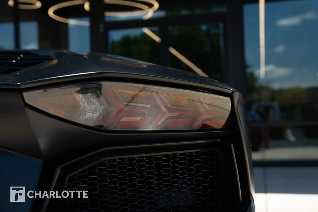 2014 Lamborghini Aventador LP700-4 - Image 17 of 31