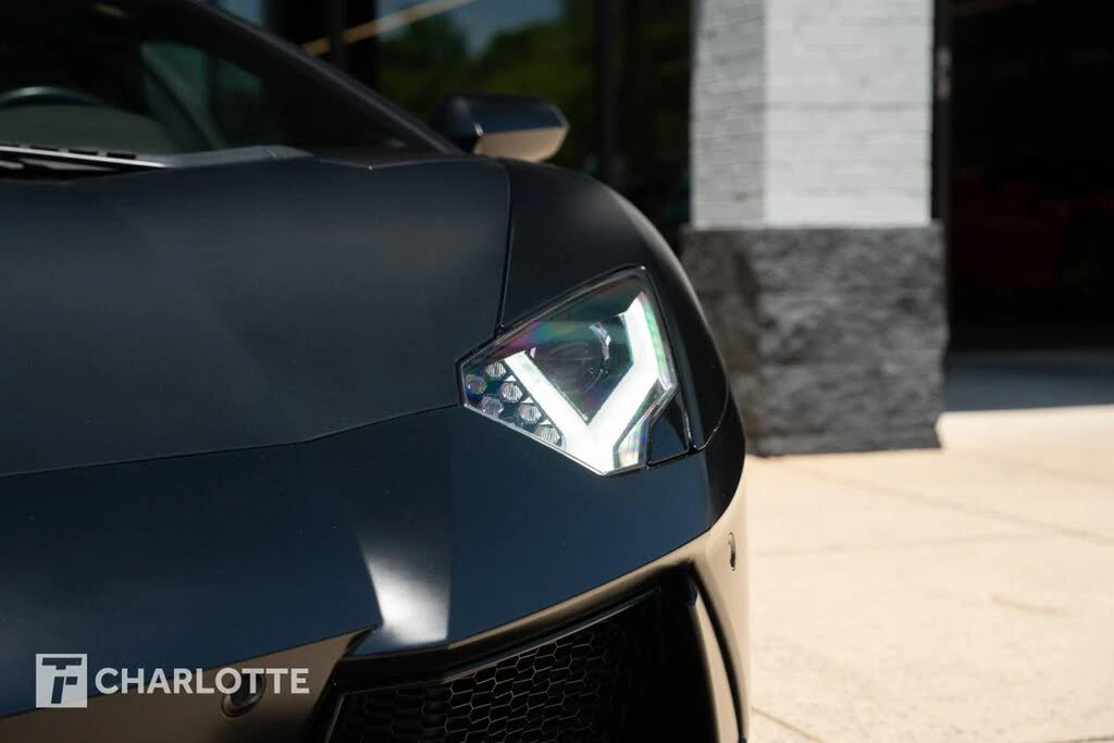 2014 Lamborghini Aventador LP700-4 - Image 6 of 31