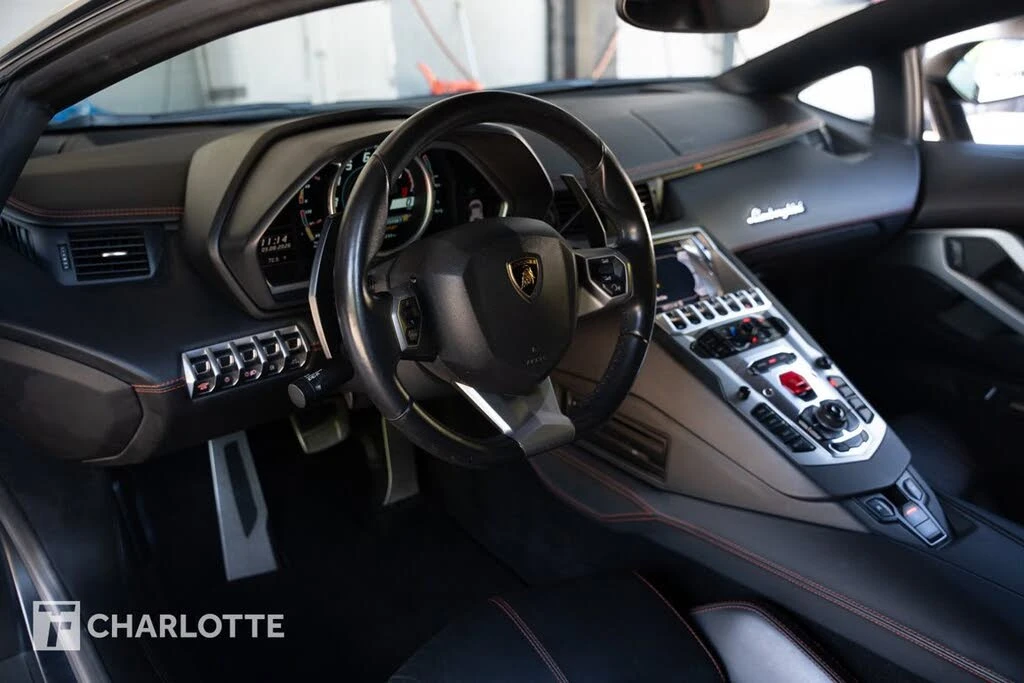 2014 Lamborghini Aventador LP700-4 - Image 22 of 31