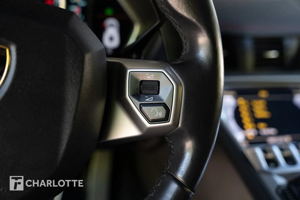2014 Lamborghini Aventador LP700-4 - Image 25 of 31