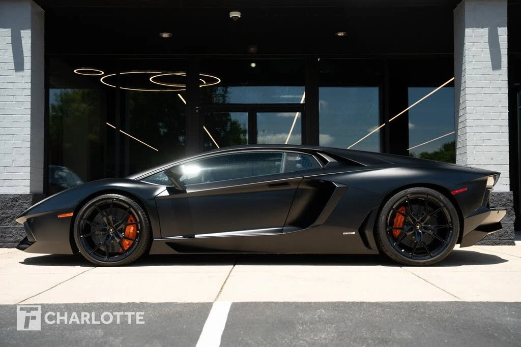 2014 Lamborghini Aventador LP700-4 - Image 8 of 31