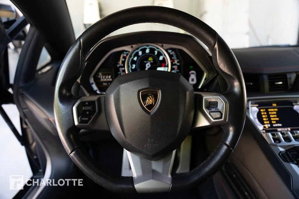 2014 Lamborghini Aventador LP700-4 - Image 23 of 31
