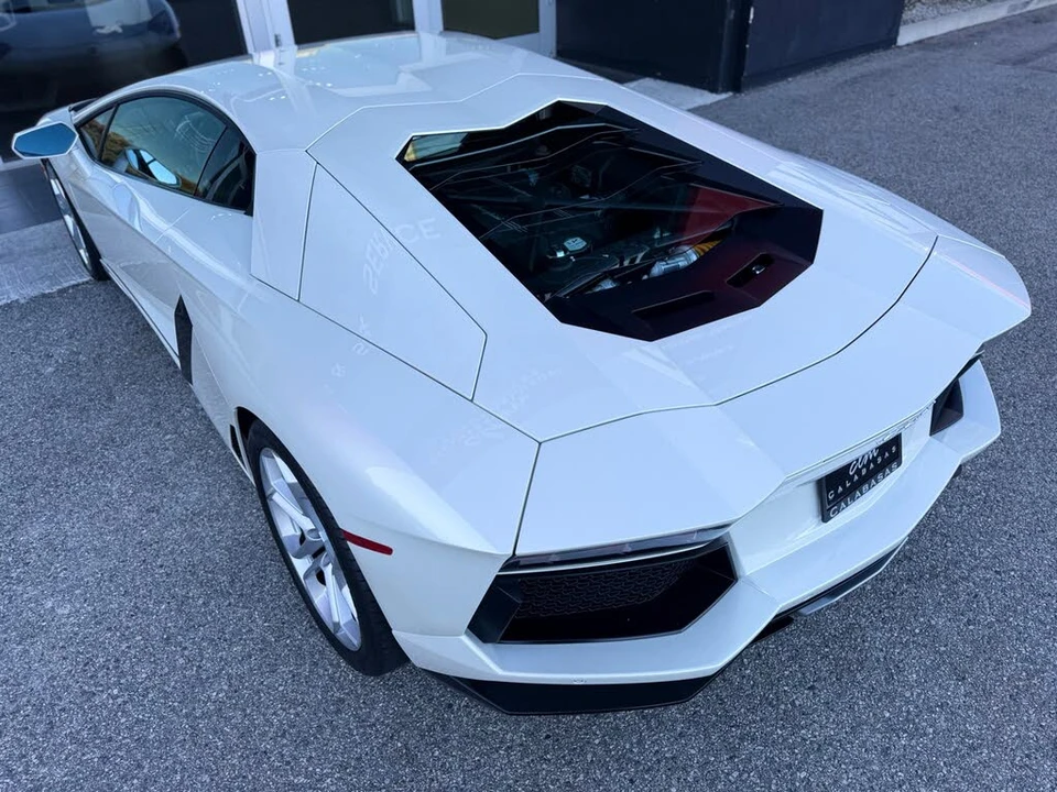 2014 Lamborghini Aventador LP700-4 - Image 20 of 31