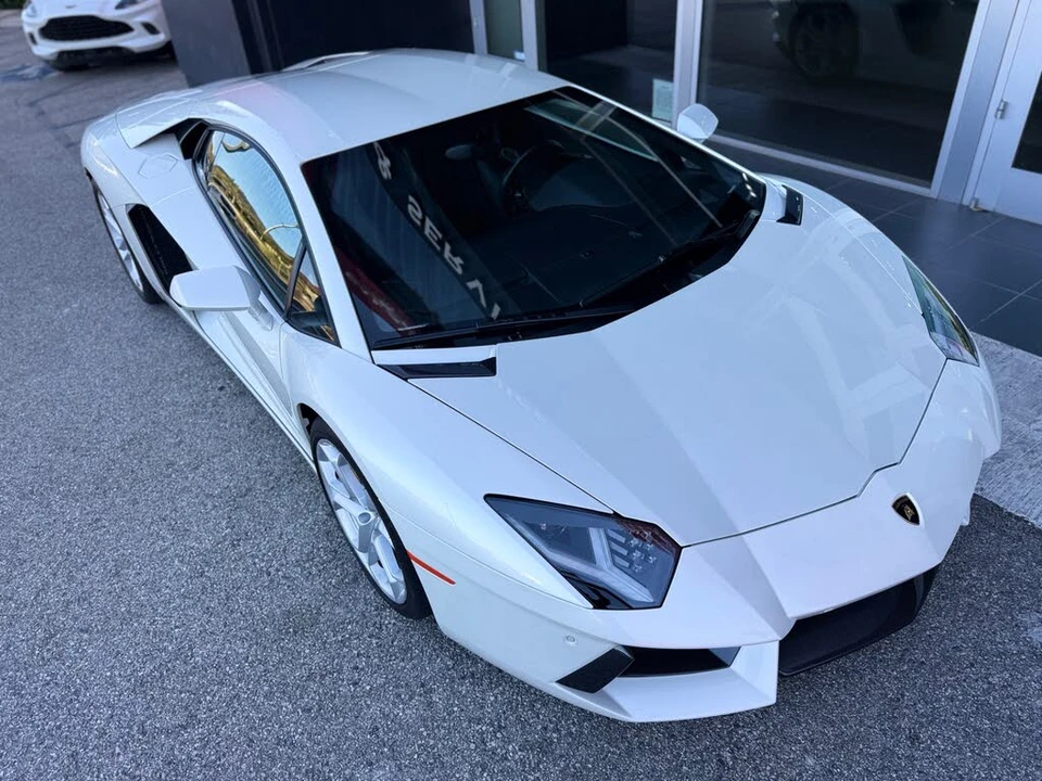 2014 Lamborghini Aventador LP700-4 - Image 3 of 31