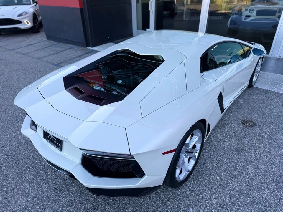 2014 Lamborghini Aventador LP700-4 - Image 22 of 31