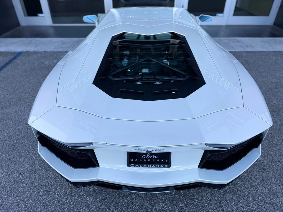 2014 Lamborghini Aventador LP700-4 - Image 18 of 31