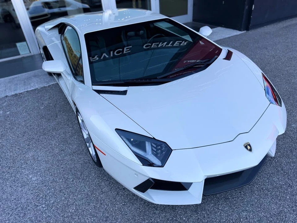 2014 Lamborghini Aventador LP700-4 - Image 11 of 31