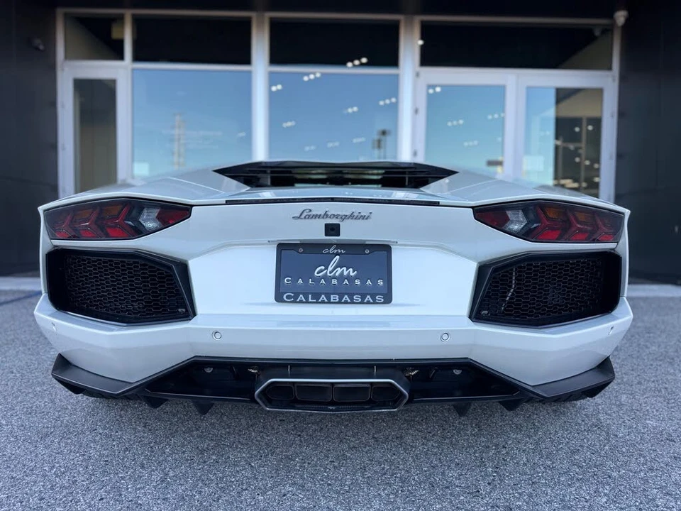 2014 Lamborghini Aventador LP700-4 - Image 17 of 31