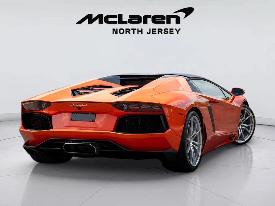 2014 Lamborghini Aventador LP700-4 - Image 15 of 31