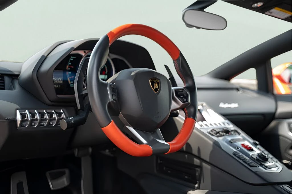 2014 Lamborghini Aventador LP700-4 - Image 28 of 31