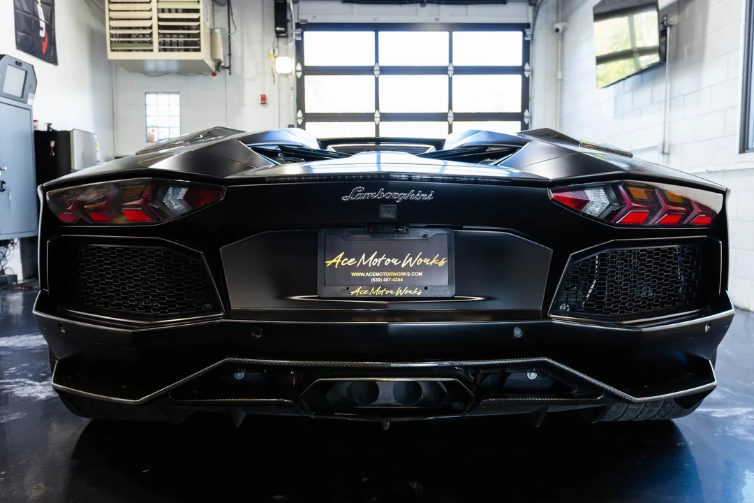 2014 Lamborghini Aventador LP700-4 - Image 18 of 21