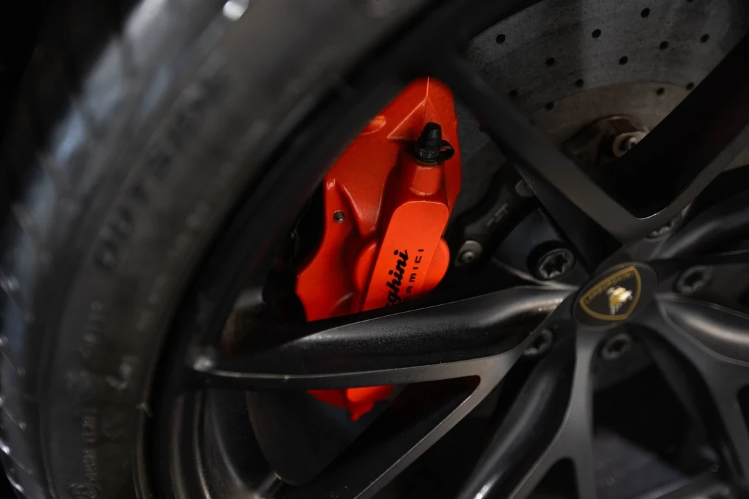 2014 Lamborghini Aventador LP700-4 - Image 14 of 21