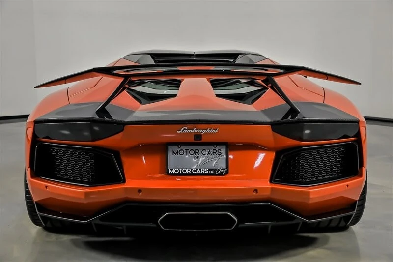 2014 Lamborghini Aventador LP700-4 - Image 12 of 31