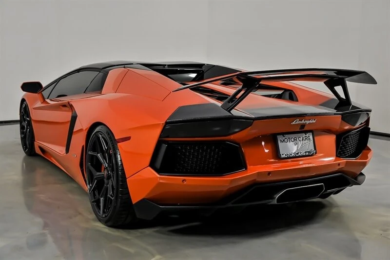 2014 Lamborghini Aventador LP700-4 - Image 11 of 31