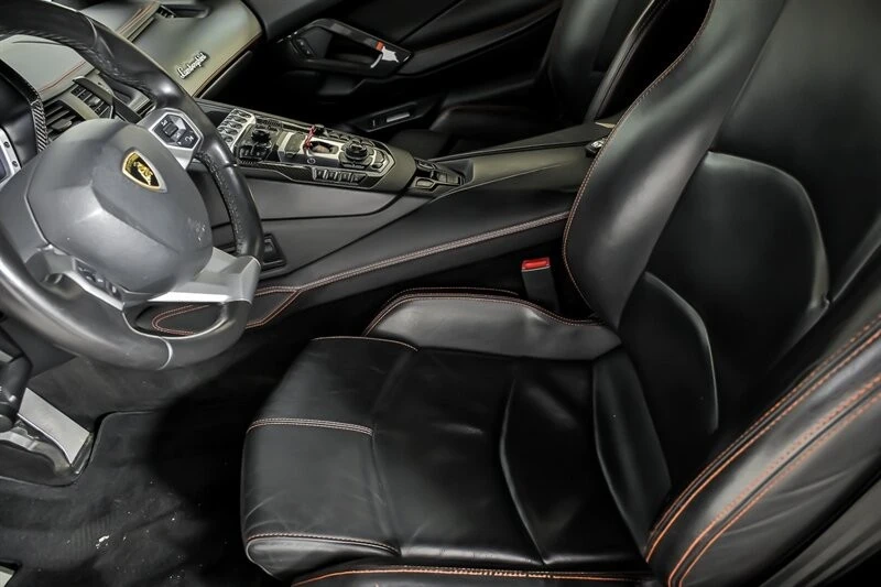2014 Lamborghini Aventador LP700-4 - Image 26 of 31