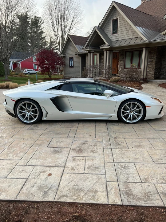 2014 Lamborghini Aventador LP700-4 - Image 4 of 12