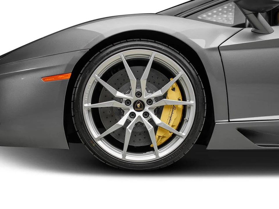 2014 Lamborghini Aventador LP700-4 - Image 21 of 31