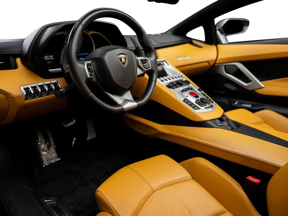 2014 Lamborghini Aventador LP700-4 - Image 31 of 31