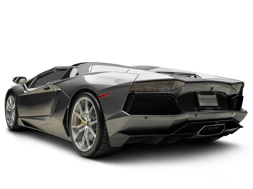 2014 Lamborghini Aventador LP700-4 - Image 12 of 31