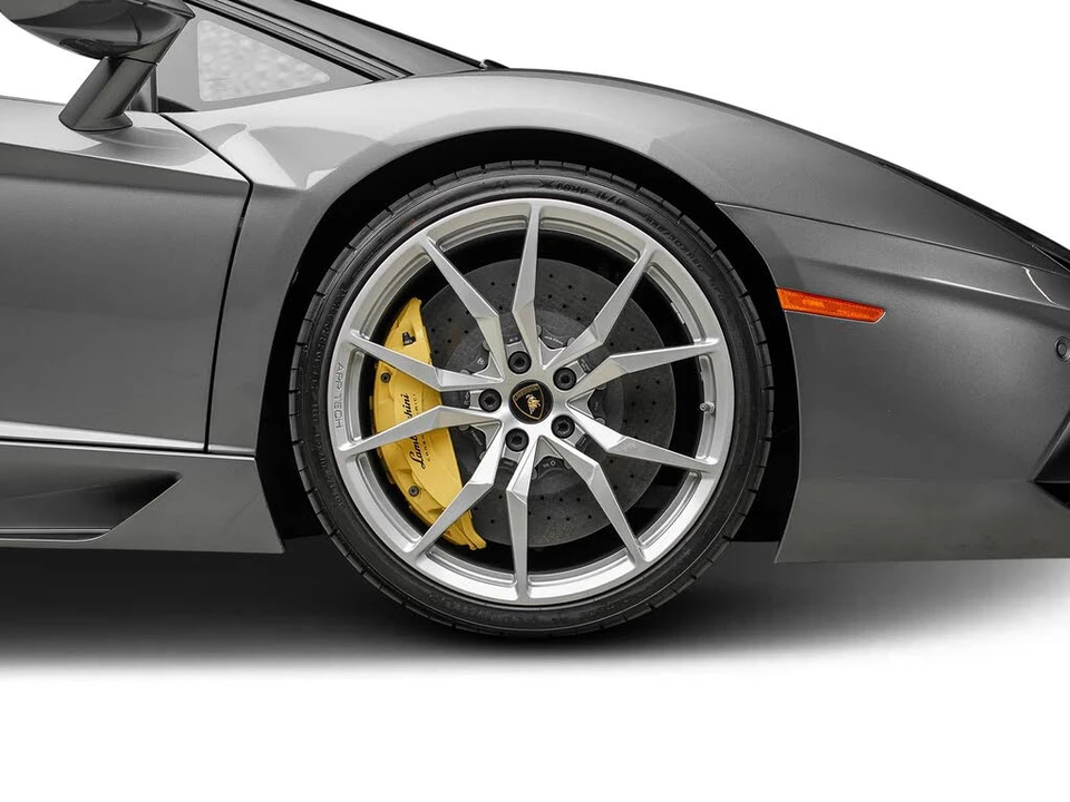 2014 Lamborghini Aventador LP700-4 - Image 28 of 31