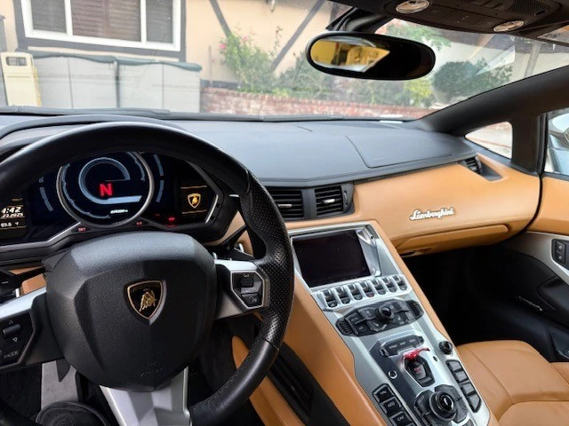2014 Lamborghini Aventador LP700-4 - Image 12 of 12