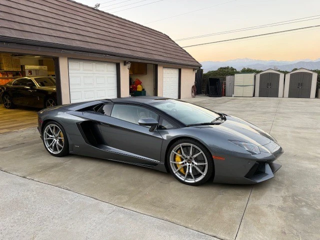 2014 Lamborghini Aventador LP700-4 - Image 6 of 12