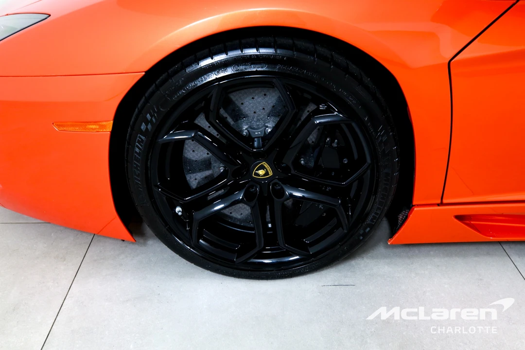 2014 Lamborghini Aventador LP700-4 - Image 27 of 30