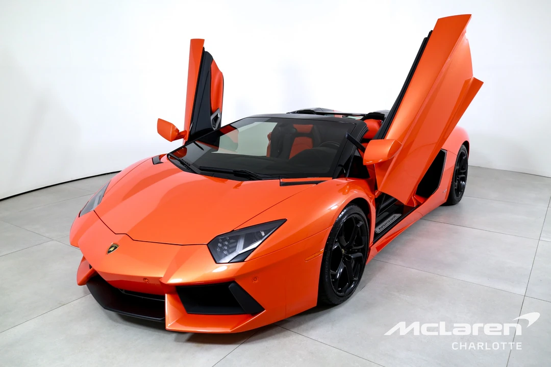 2014 Lamborghini Aventador LP700-4 - Image 6 of 30
