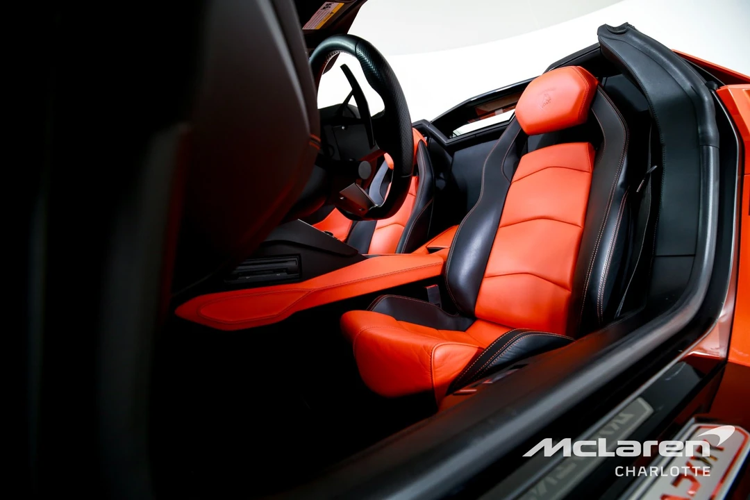 2014 Lamborghini Aventador LP700-4 - Image 13 of 30