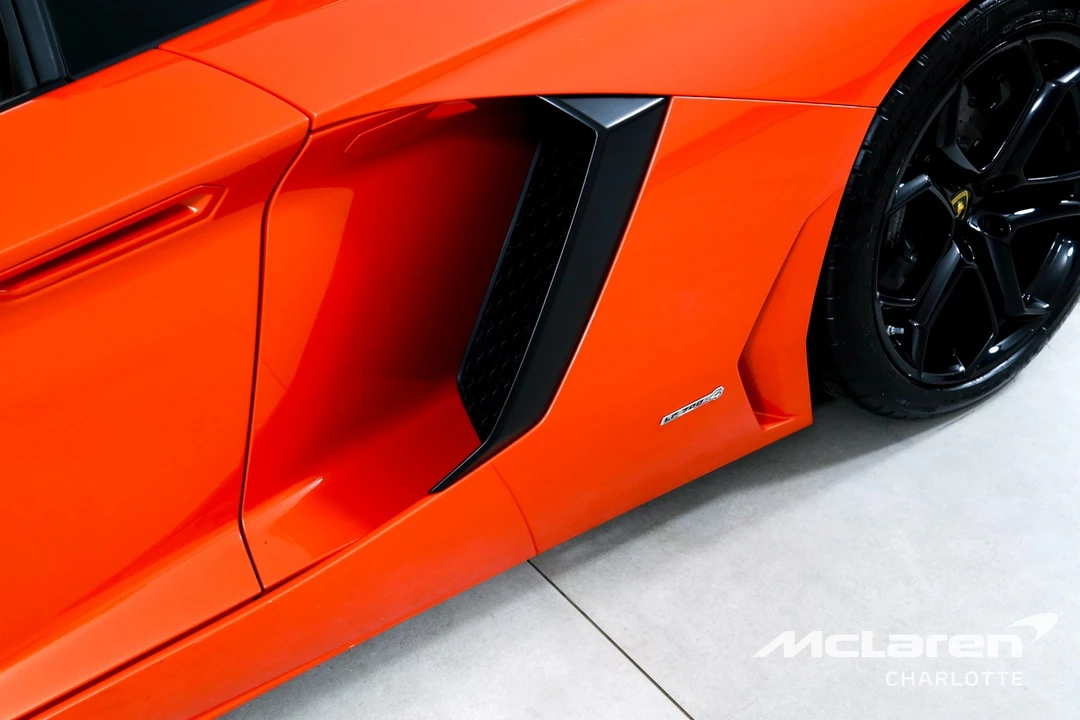 2014 Lamborghini - Image 31 of 31