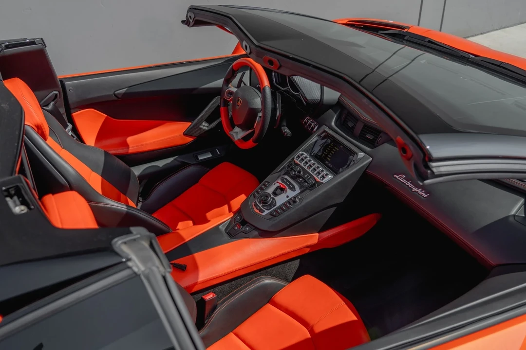 2014 Lamborghini Aventador LP700-4 - Image 5 of 21