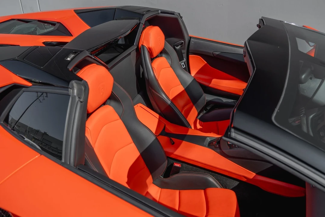 2014 Lamborghini Aventador LP700-4 - Image 6 of 21