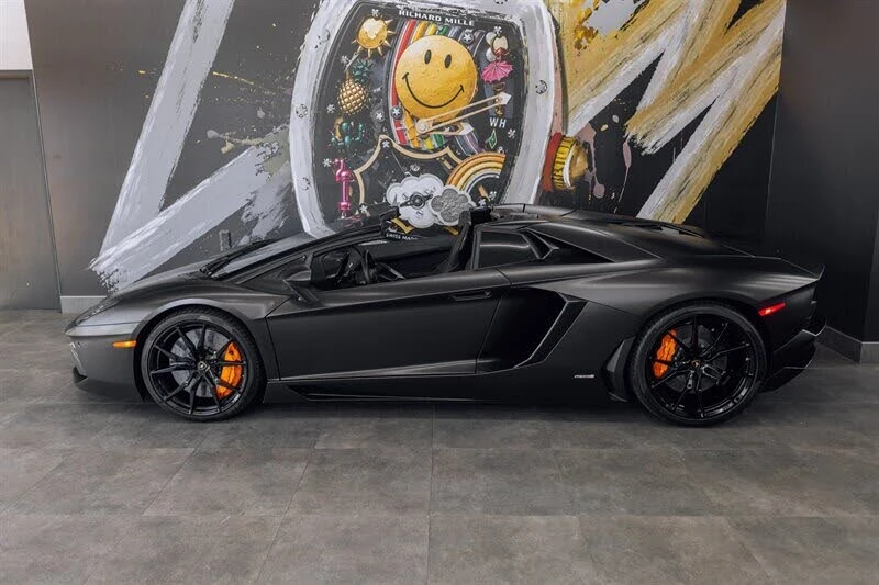 2014 Lamborghini Aventador LP700-4 - Image 2 of 31