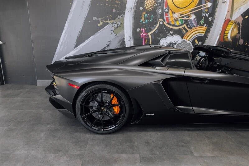 2014 Lamborghini Aventador LP700-4 - Image 9 of 31