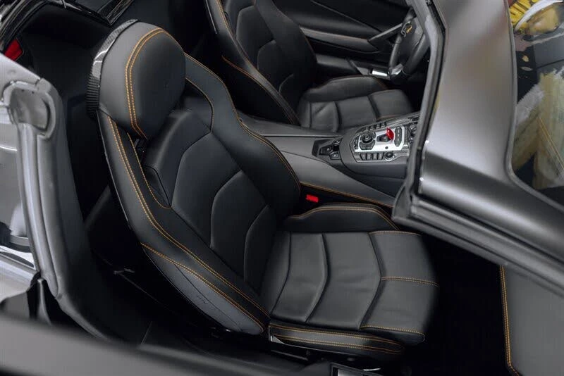 2014 Lamborghini Aventador LP700-4 - Image 17 of 31