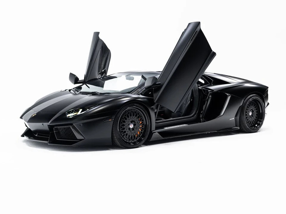 2014 Lamborghini Aventador LP700-4 - Image 2 of 31