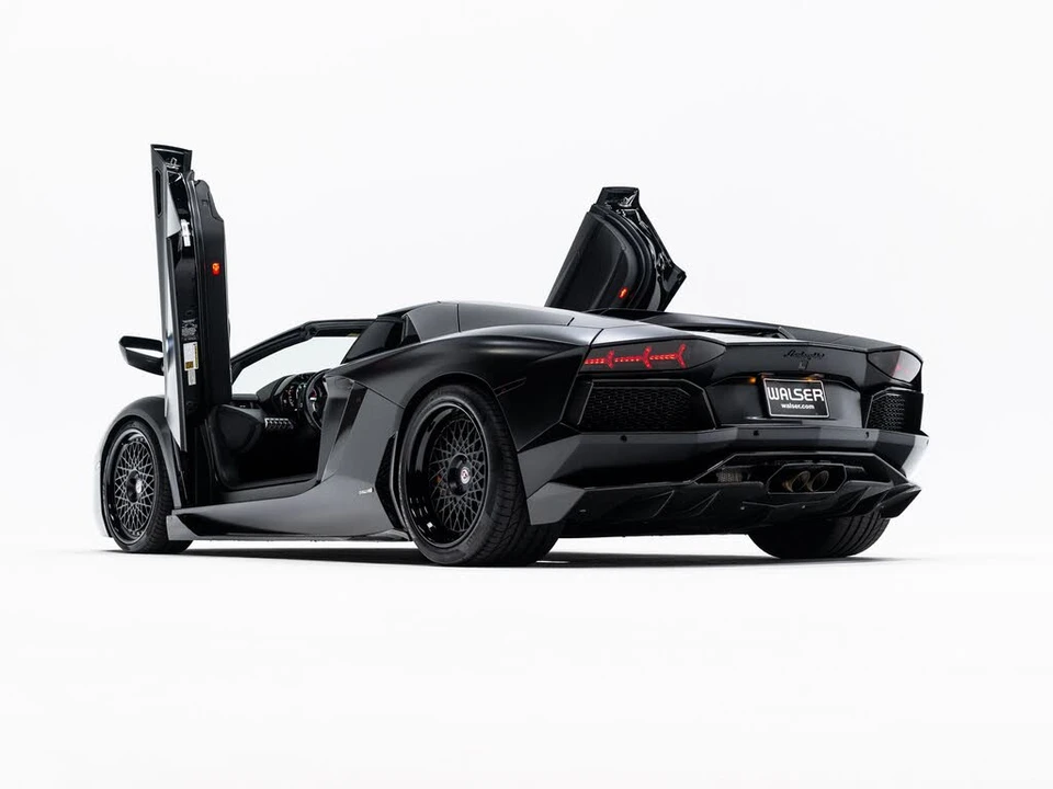 2014 Lamborghini Aventador LP700-4 - Image 6 of 31