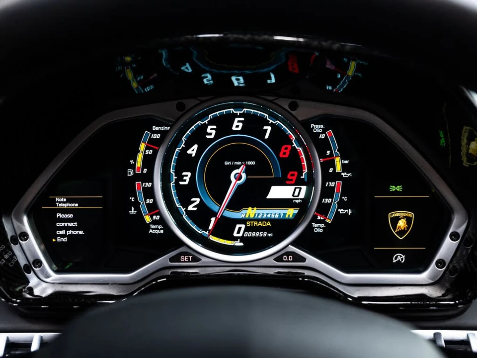 2014 Lamborghini Aventador LP700-4 - Image 24 of 31