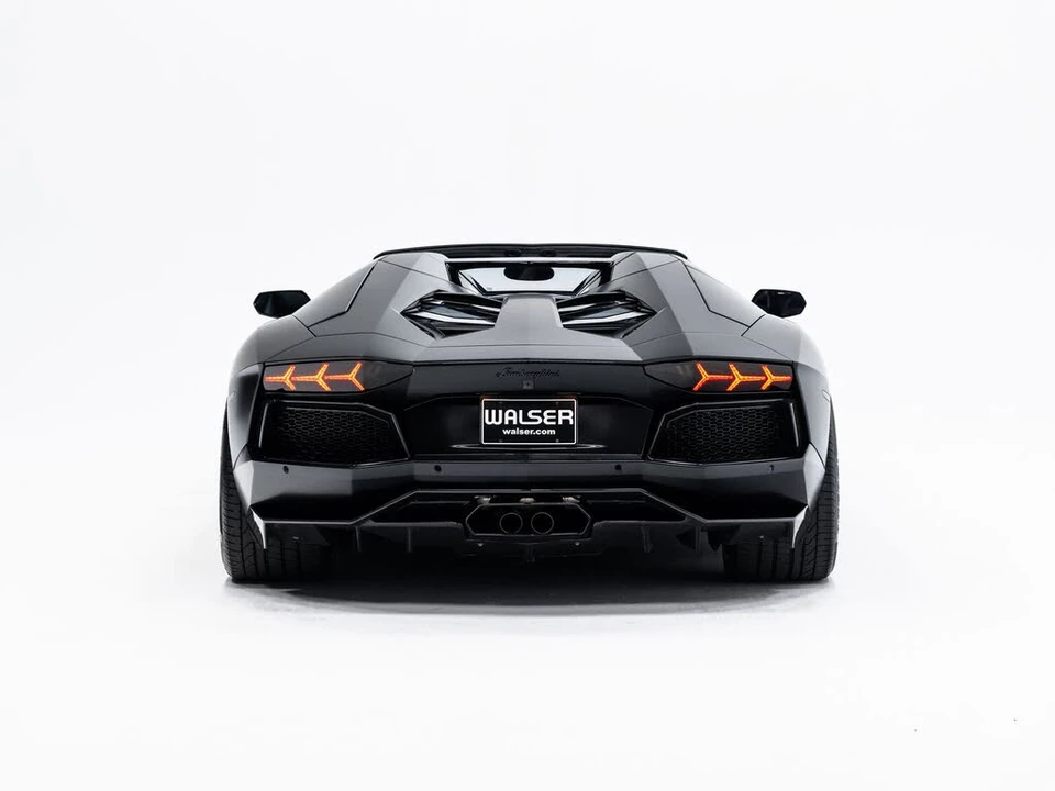 2014 Lamborghini Aventador LP700-4 - Image 7 of 31