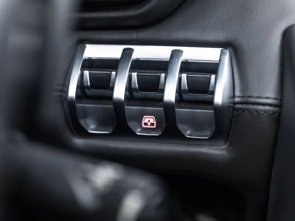 2014 Lamborghini Aventador LP700-4 - Image 30 of 31