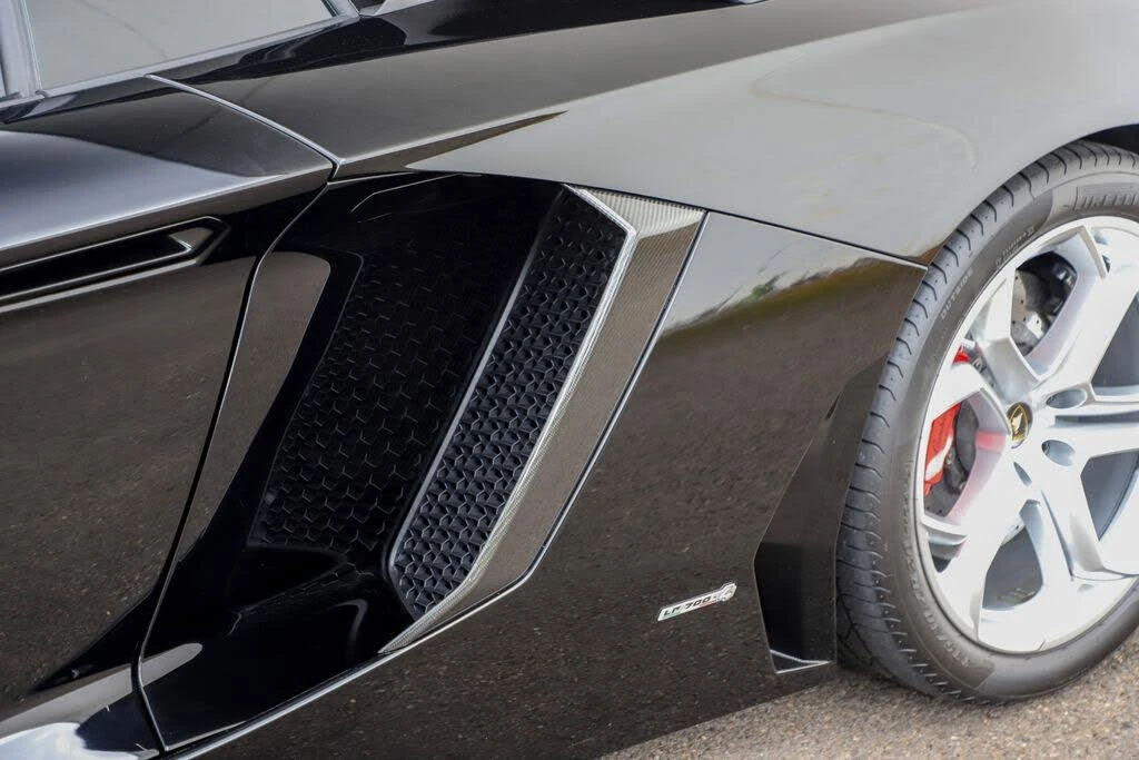 2014 Lamborghini Aventador LP700-4 - Image 27 of 31