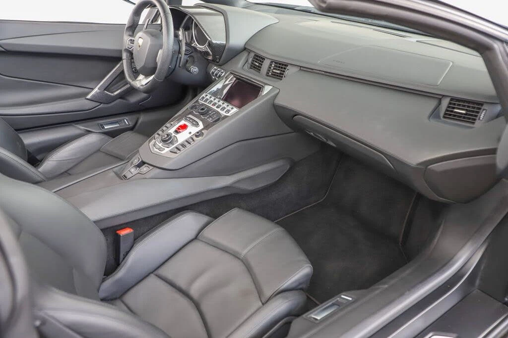 2014 Lamborghini Aventador LP700-4 - Image 10 of 31