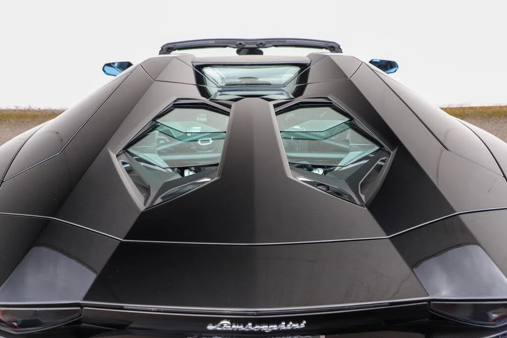 2014 Lamborghini Aventador LP700-4 - Image 29 of 31