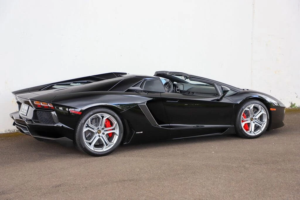 2014 Lamborghini Aventador LP700-4 - Image 5 of 31