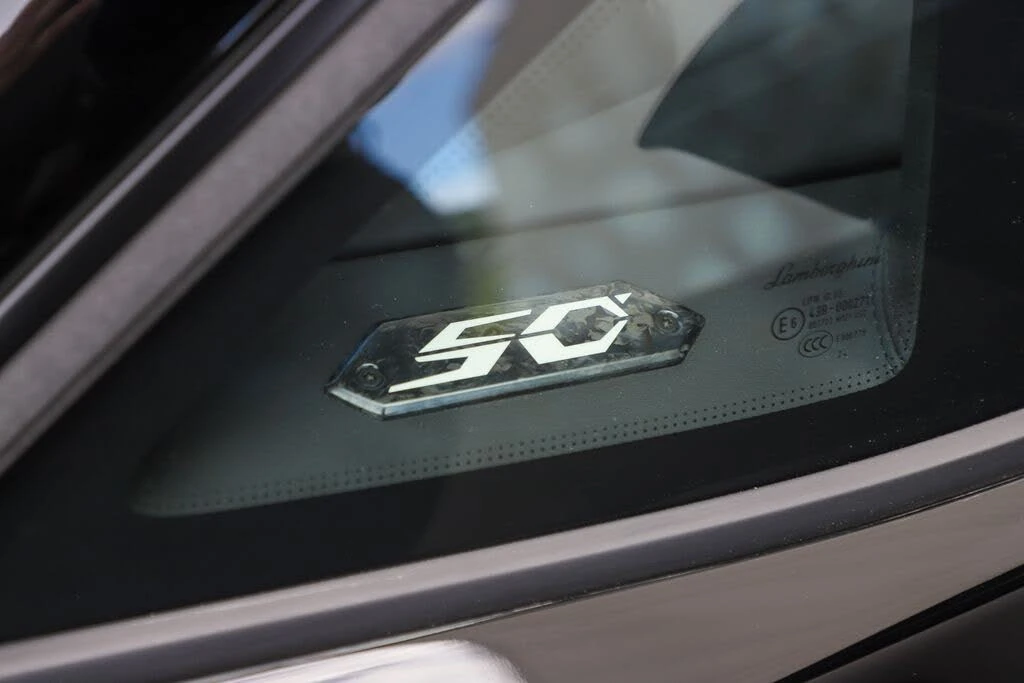 2014 Lamborghini Aventador LP700-4 - Image 9 of 31